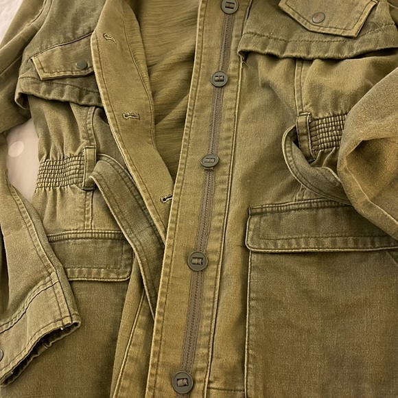 Anthropologie cargo jacket with raffle back - Picture 6 of 9